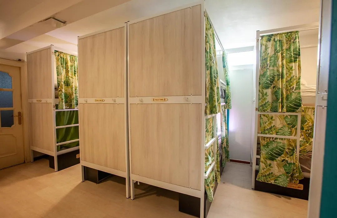 Gijon Surf Hostel-1